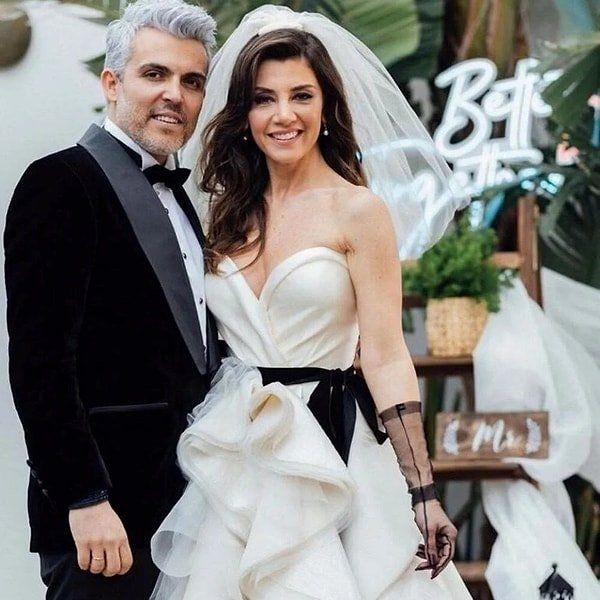Gökçe Bahadır hamile! 44 yaşındaki oyuncu gebeliğinin ilk dönemini yaşıyor... 4