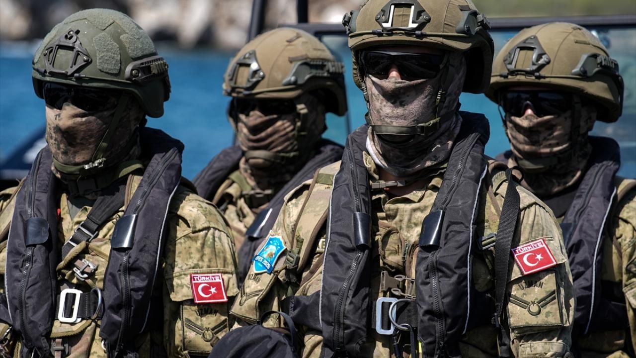 Yerli ve milli hücumbotu "Karayel" EFES tatbikatında ilk kez kullanıldı 10