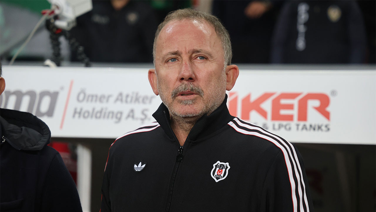 Sergen Yalçın futbolcularını eleştirdi! Gidecek mi kalacak mı? İlk kez konuştu 7