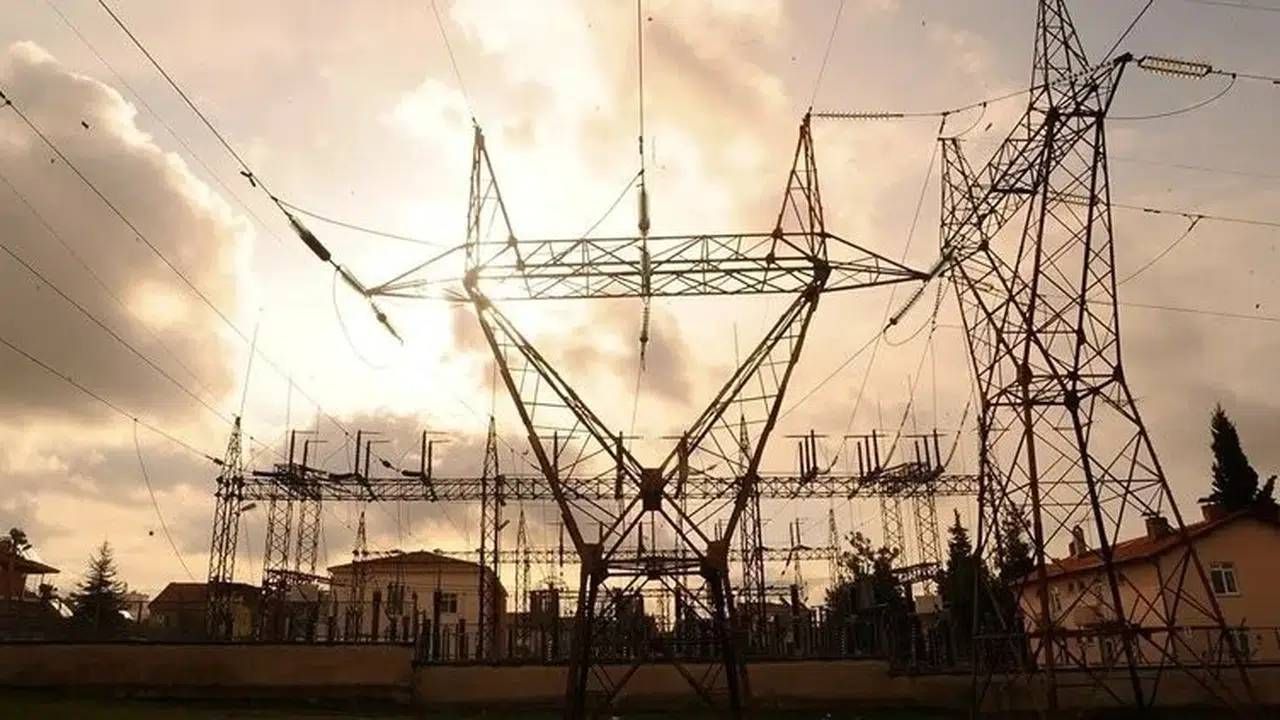 İzmir karanlığa gömülecek! İzmir GEDİZ elektrik kesintisi: 16-17-18 Mayıs İzmir elektrik kesintisi ne kadar sürecek? 14