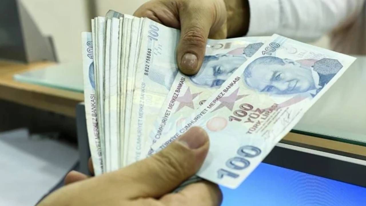 Milyonları ilgilendiren karar belli oldu! Memur emeklisi (4C emekli) maaşları bayramdan önce yatacak mı? 3