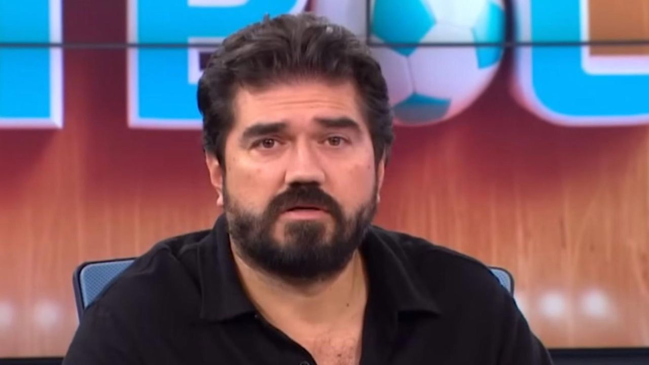 Rasim Ozan Kütahyalı'nın eşi kim? Pınar Ayaz hamile mi? ROK 20 yaş küçük eşi için ne dedi? 3