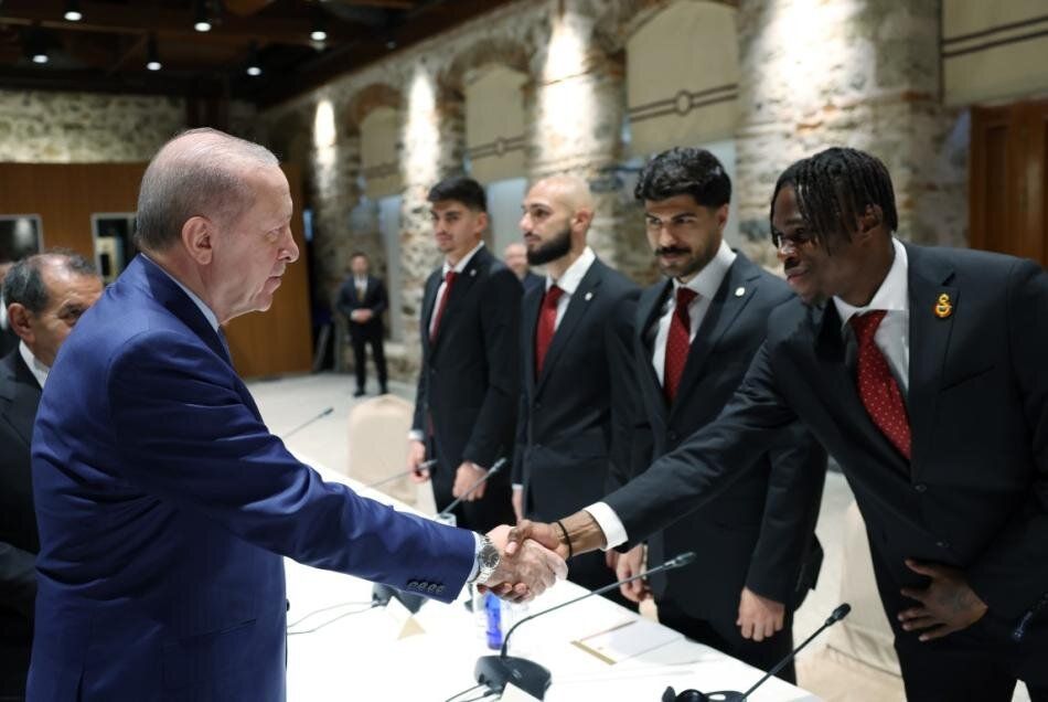 Cumhurbaşkanı Erdoğan şampiyon Galatasaray'ı kabul etti 7