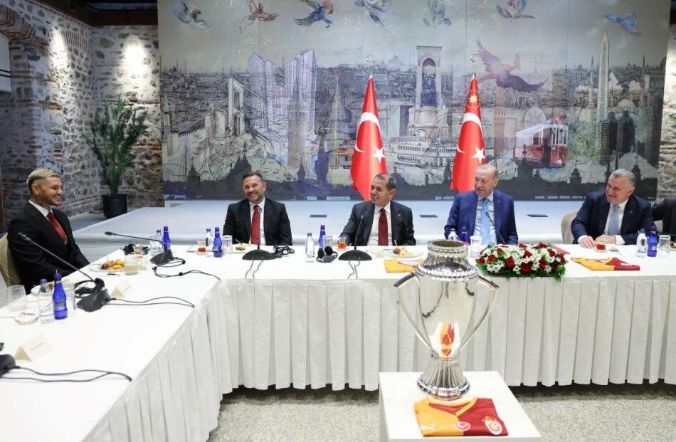 Cumhurbaşkanı Erdoğan şampiyon Galatasaray'ı kabul etti 2