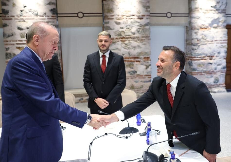Cumhurbaşkanı Erdoğan şampiyon Galatasaray'ı kabul etti 3