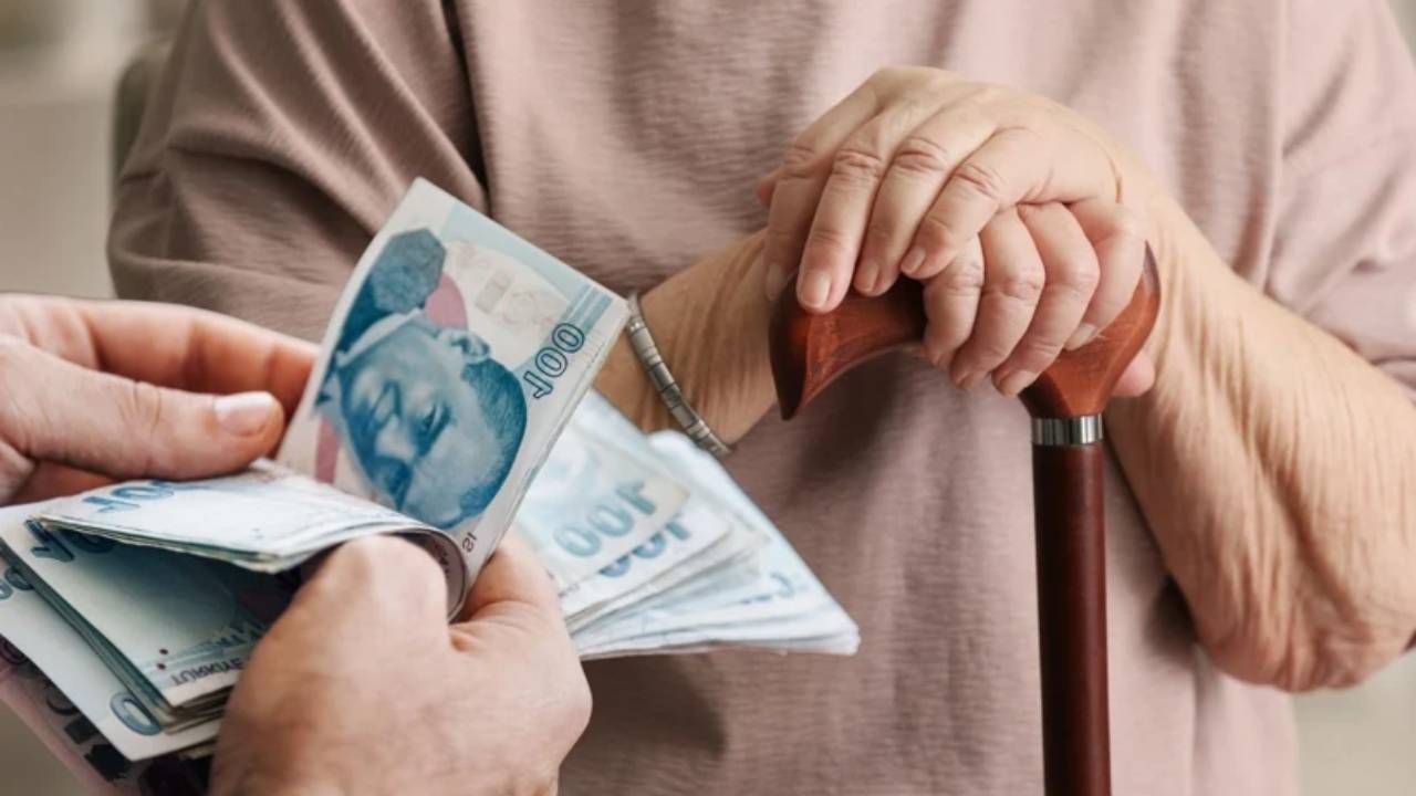 Temmuz'da emekli maaşlarına ne kadar zam yapılacak? SGK Uzmanı Murat Bal en düşük emekli maaşını açıkladı 1