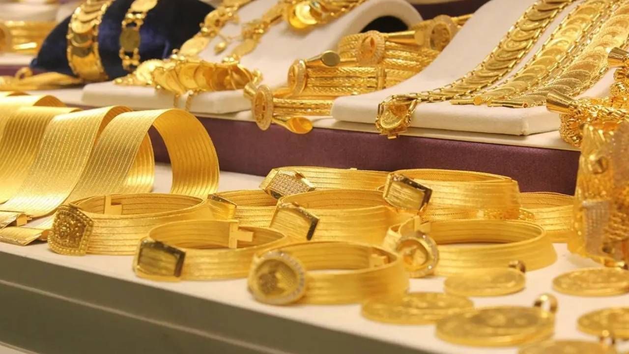 Altın borcu olanlar dikkat! Dev bankadan gram altın için bomba tahmin: Rakamı duyan kuyumcuya koşacak 9