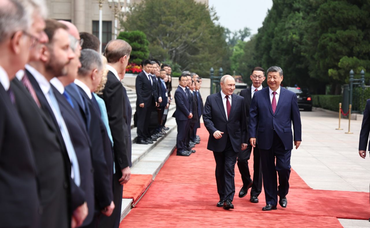 Rusya Devlet Başkanı Putin, Çin'de Şi Cinping ile bir araya geldi 1