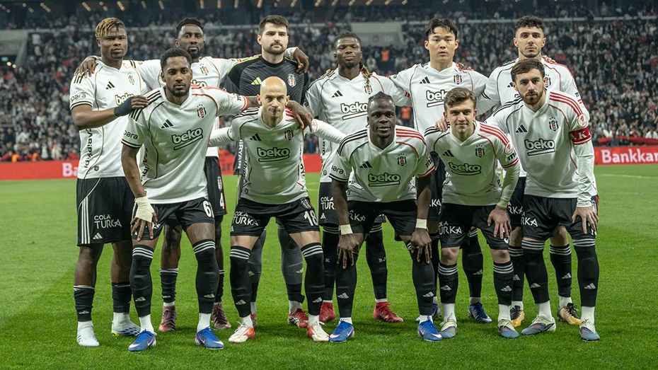 İşte Önder Özen'e göre Beşiktaş'taki yolcular! Tam 19 isim... 6