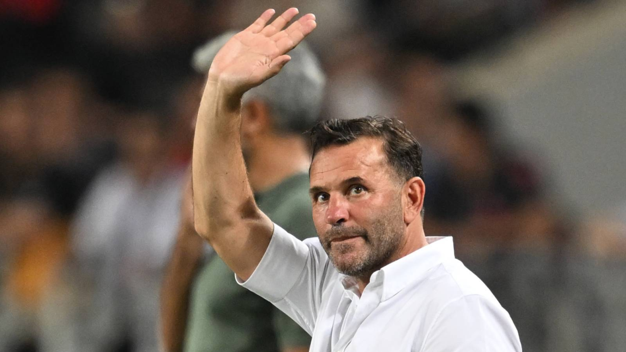 Okan Buruk eski öğrencisini aradı: "Fenerbahçe'ye değil bize gel" 5