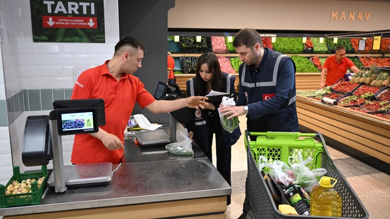 Kurban Bayramı öncesinde Ankara'da hal, otogar ve marketlerde fiyat denetimi yapıldı 8