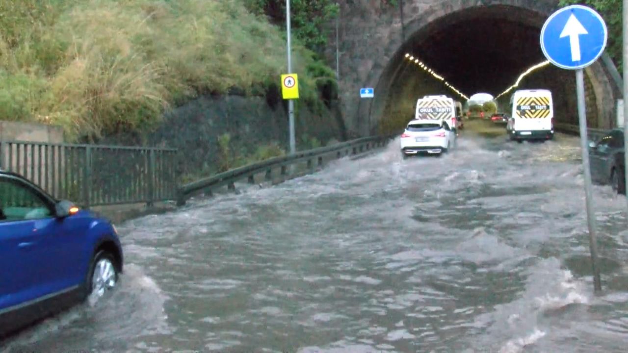 İstanbul dikkat! Meteoroloji saat vererek uyardı: Su baskınları yaşanabilir 3