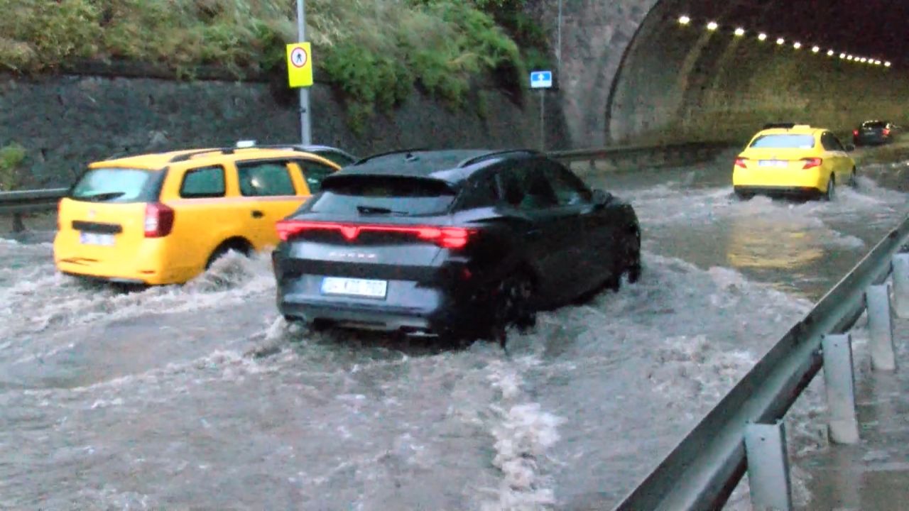 İstanbul dikkat! Meteoroloji saat vererek uyardı: Su baskınları yaşanabilir 2