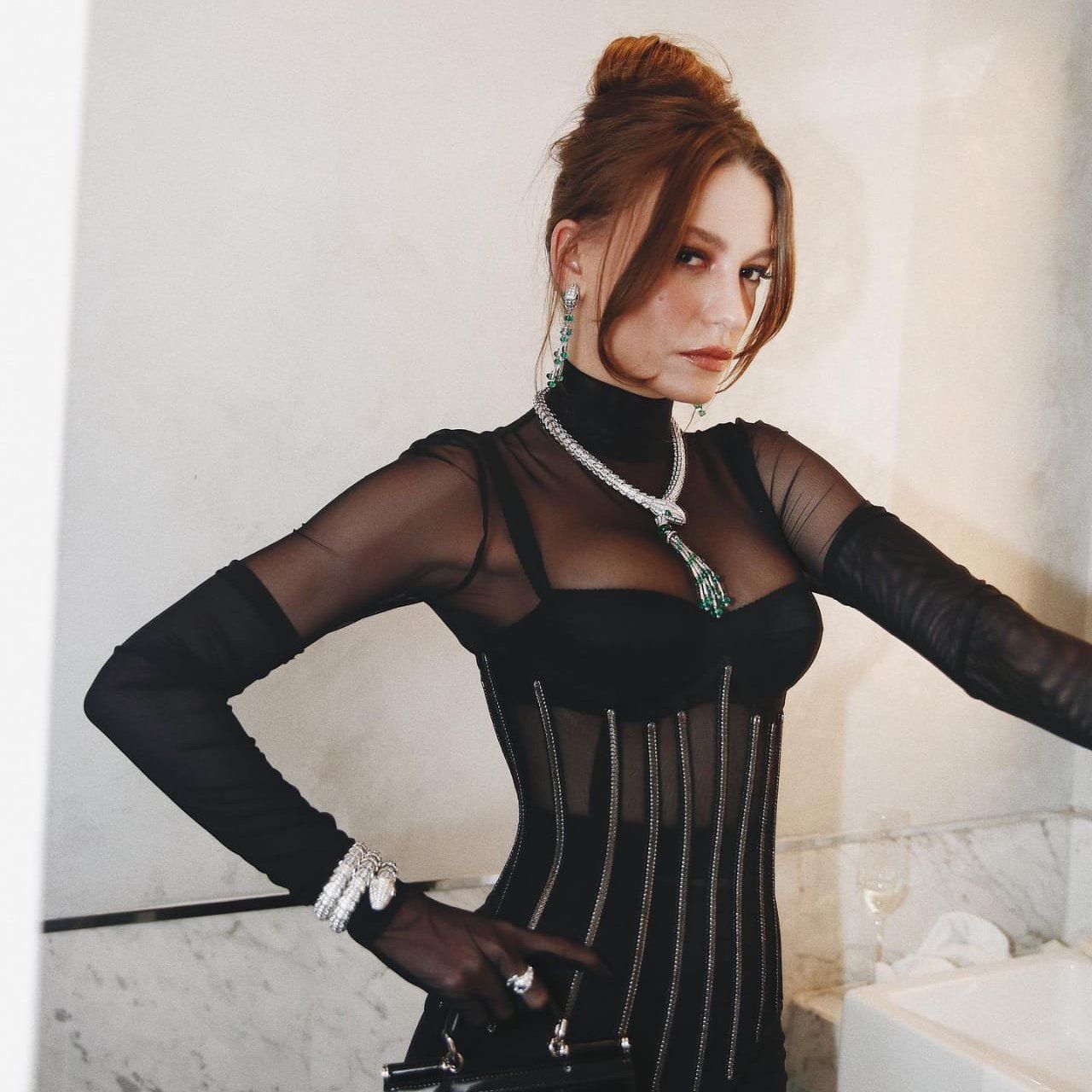 Hakkında gözaltı kararı bulunan Serenay Sarıkaya'dan ilk açıklama! En kısa sürede döneceğim... 3