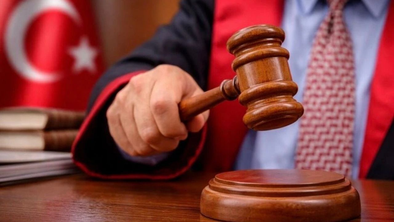 CHP'DE NELER OLUYOR? Mutlak bultan ne demek? Mutlak butlan kararı ne anlama geliyor, olay ne? 6