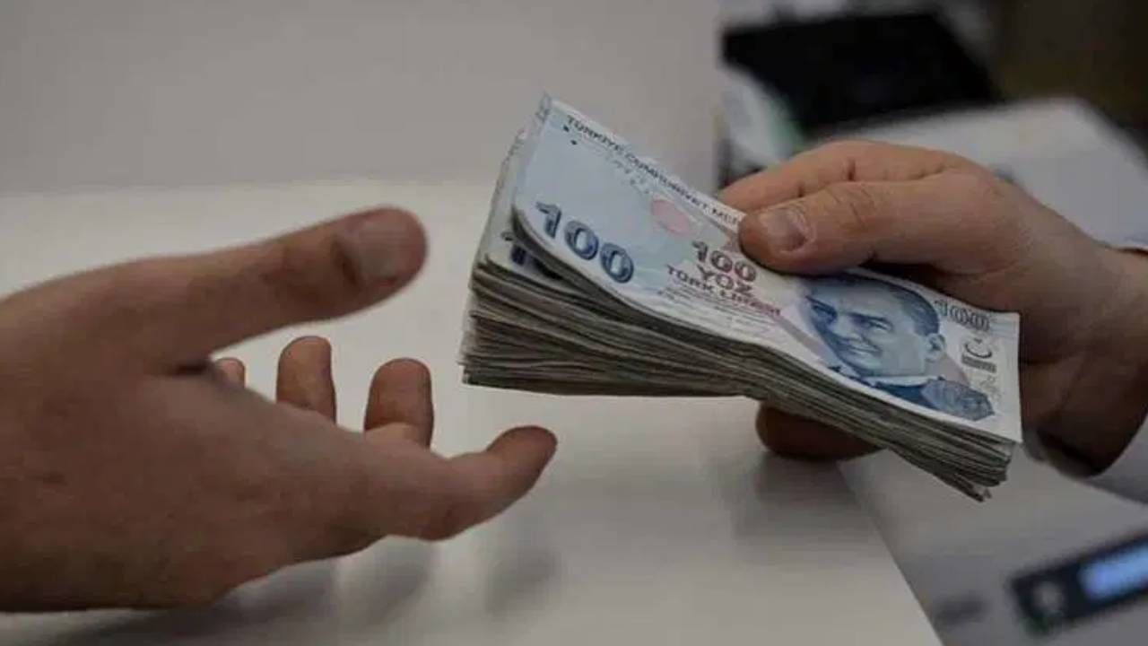 Milyonların beklediği rakamı duyurdu! SGK uzmanı İsa Karakaş'tan temmuz zammı için yeni tahmin: 'En kötü senaryoda...' 9