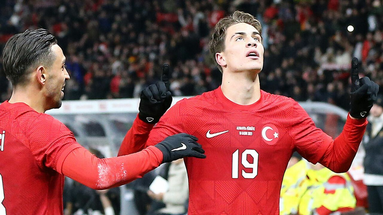 Dünya Kupası öncesi 2 milli yıldızdan kötü haber! Yetişecekler mi? 3