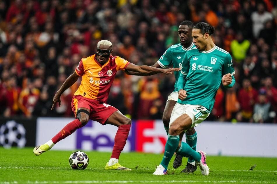 Wesley Sneijder Galatasaray'ın tarihi transferi için devreye girdi! Yıldız oyuncuyu ikna edip işi bitirecek 5