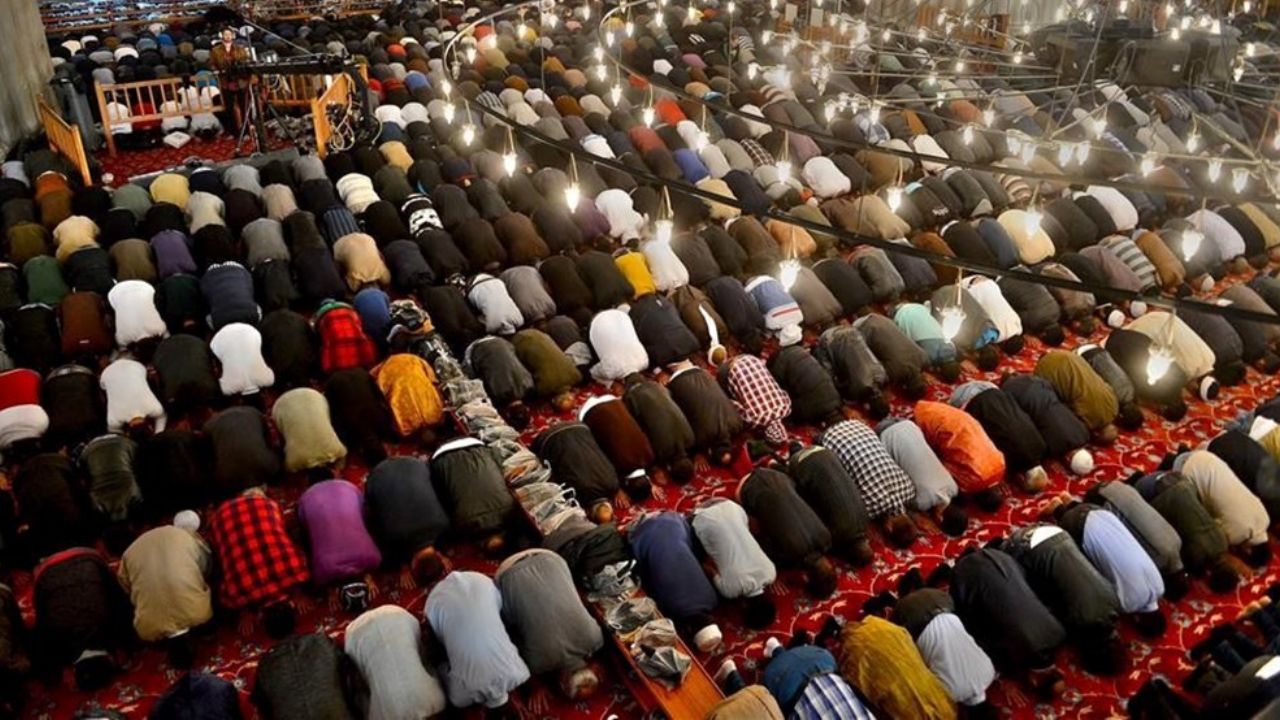 BAYRAM NAMAZI SAATLERİ! İl il Kurban Bayramı namazı saatleri 2026: Bayram namazı kaçta? Ankara, İstanbul, İzmir... 3