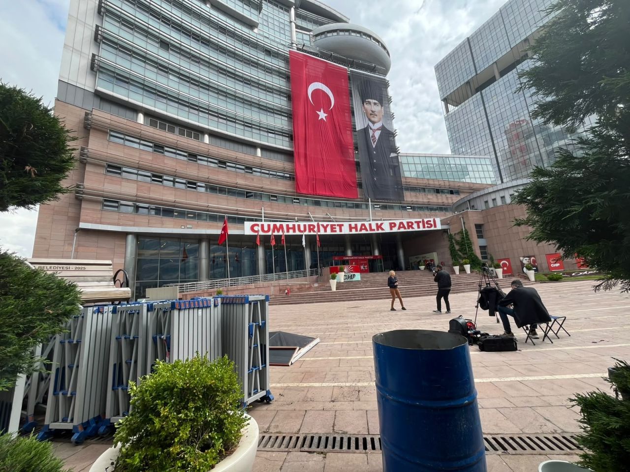 CHP Genel Merkezi Kemal Kılıçdaroğlu için hazırlanıyor! Krizin enkazı için onarım ve bakım çalışmaları sürüyor 6