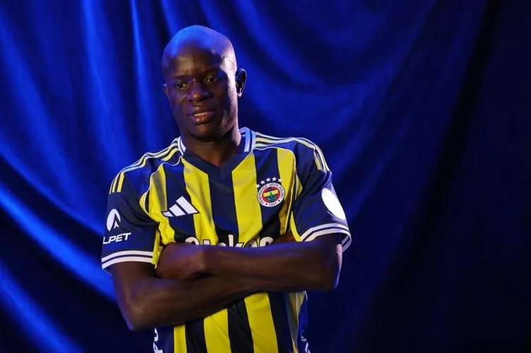 Kimse beklemiyordu! Aziz Yıldırım'dan yıldız futbolcuya şok 10