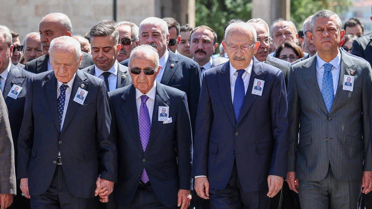 Devlet Bahçeli'den çarpıcı hamle! Önce Özgür Özel'i sonra Kılıçdaroğlu'nu aradı 6