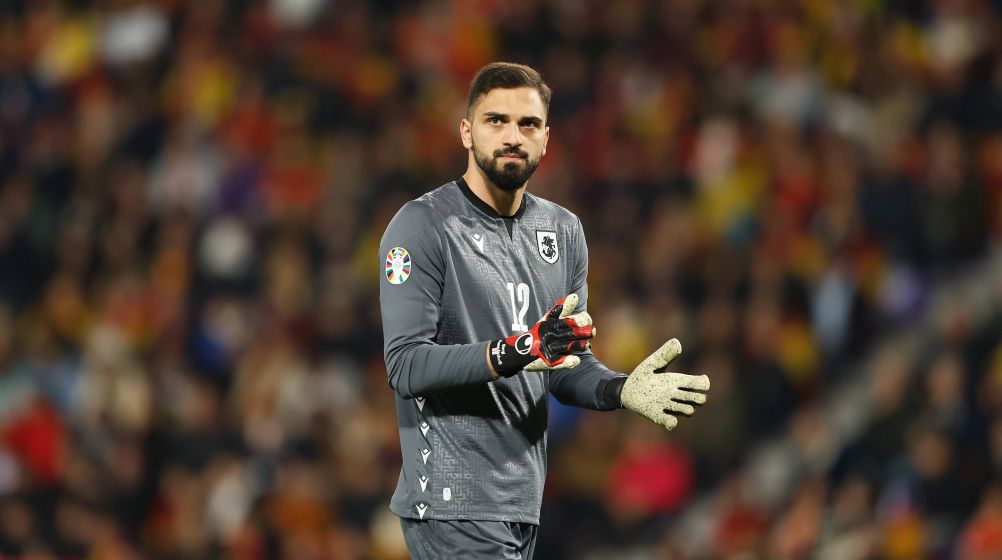 Hakan Safi transferde ilk bombasını patlattı! İşte Fenerbahçe'nin dünyaca ünlü yeni kalecisi 6