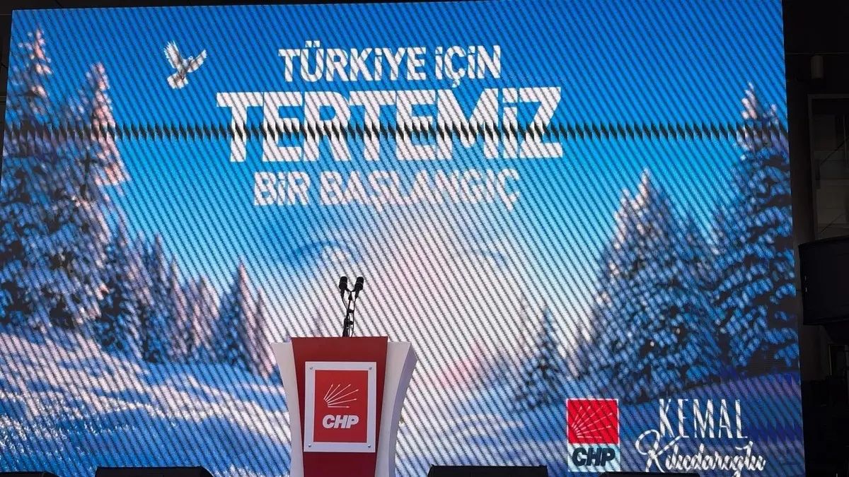 CHP Genel Merkezi'nde hareketlilik! Kılıçdaroğlu’nun mitinginde olay yaratan pankart! "Otel odalarında biz yoktuk, siz vardınız" 3