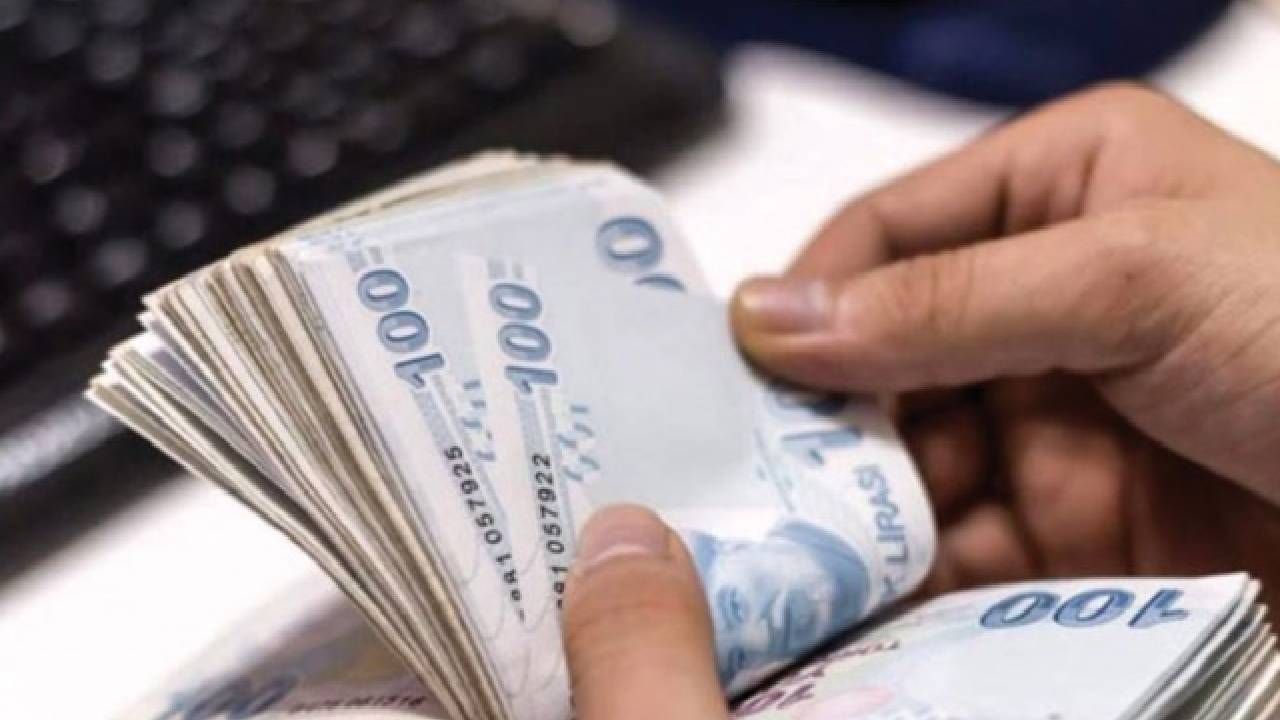 EYT'li ve emeklilere büyük şok! SGK uzmanı Özgür Erdursun üstüne basa basa uyardı: O kişilerin emekliliği iptal edilebilir 11