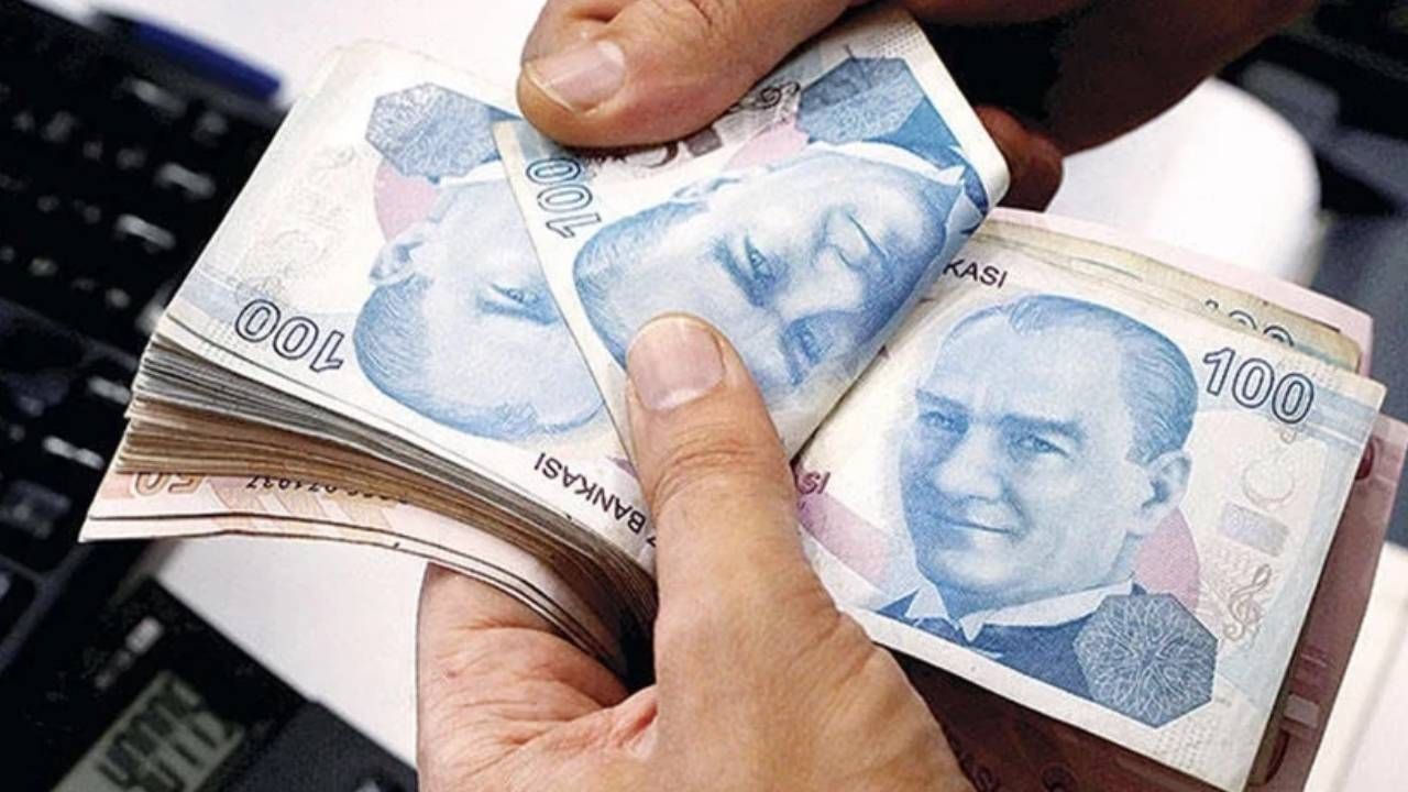 EYT'li ve emeklilere büyük şok! SGK uzmanı Özgür Erdursun üstüne basa basa uyardı: O kişilerin emekliliği iptal edilebilir 4