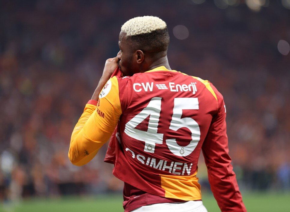 Osimhen'i isteyen dünya devini açıkladı: "140 milyon euro verirlerse satılır" 4