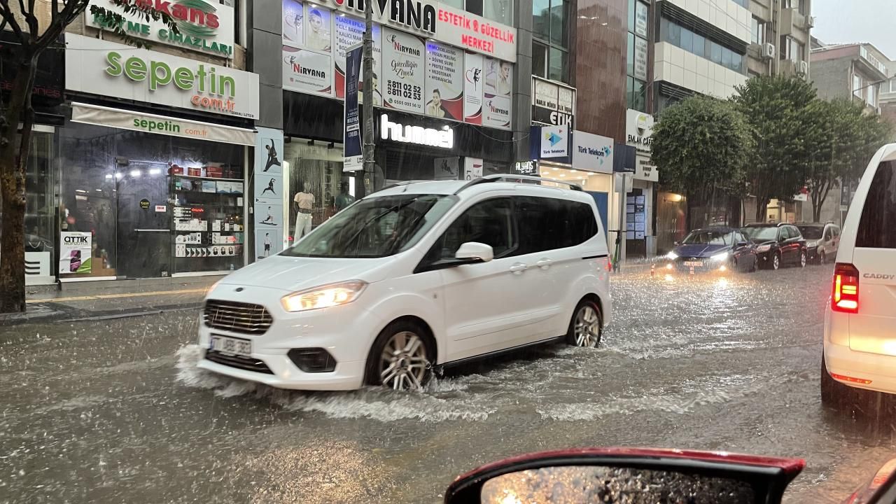 Meteoroloji uyardı: 46 ilde sağanak alarmı! 46