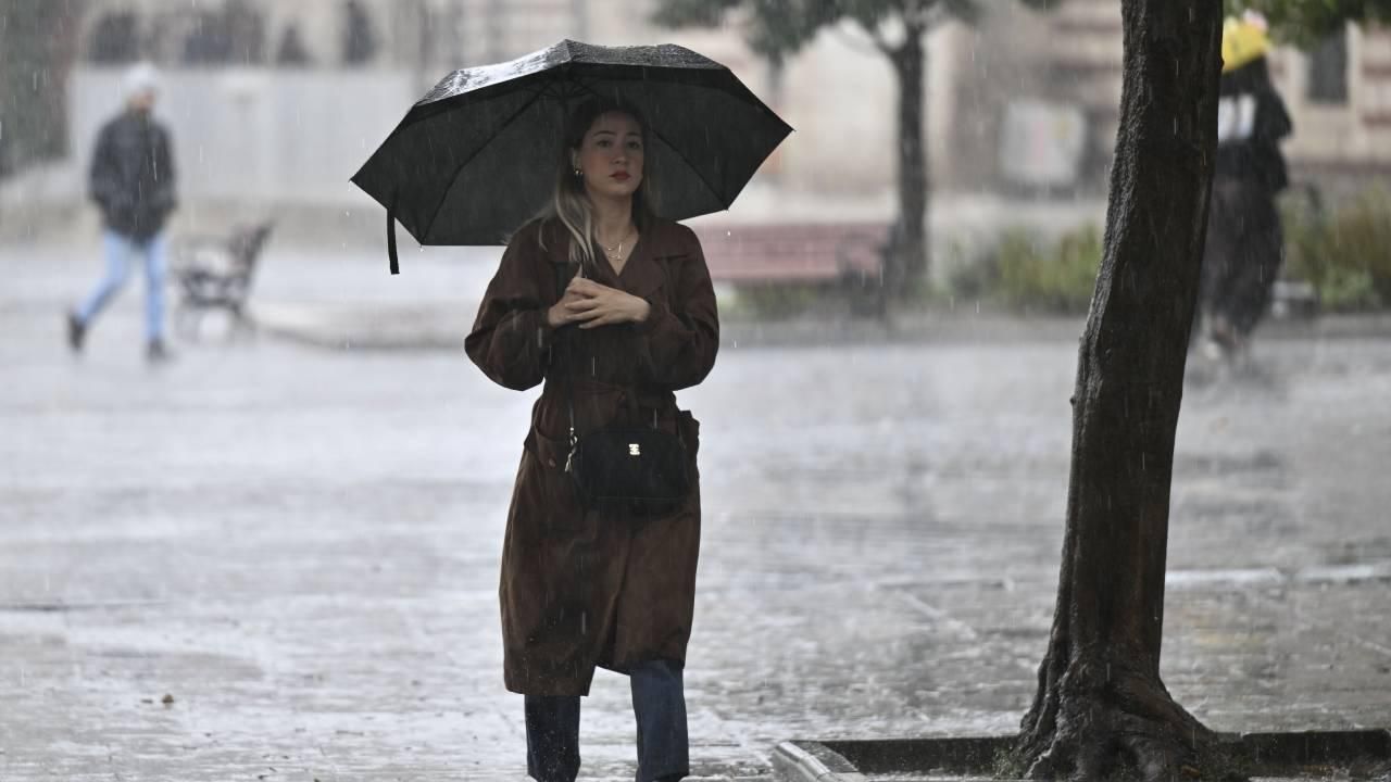 Meteoroloji uyardı: 46 ilde sağanak alarmı! 15