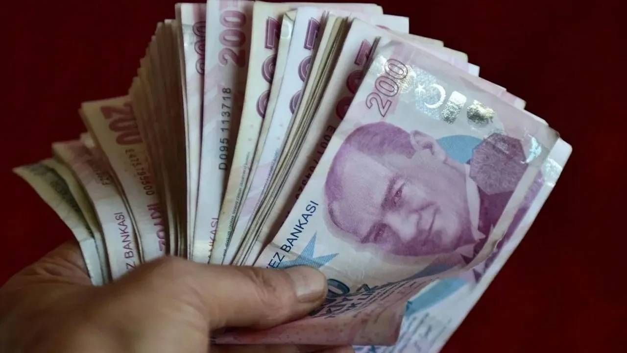 SGK uzmanı Özgür Erdursun en düşük emekli maaşı için rakam verdi! Zam üzerine ekstra para geliyor 3