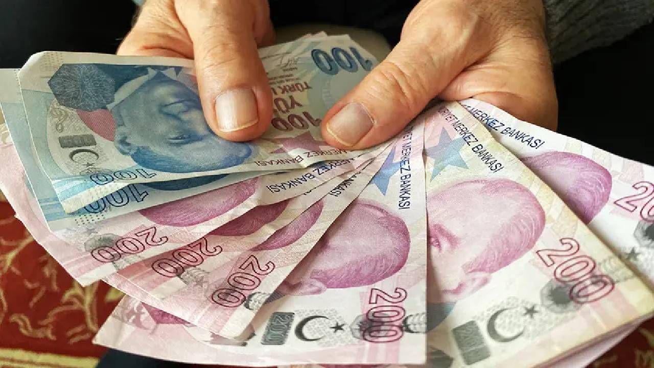 SGK uzmanı Özgür Erdursun en düşük emekli maaşı için rakam verdi! Zam üzerine ekstra para geliyor 2