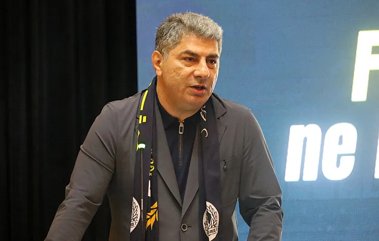 Hakan Safi, Lewandowski'yle anlaştı 4