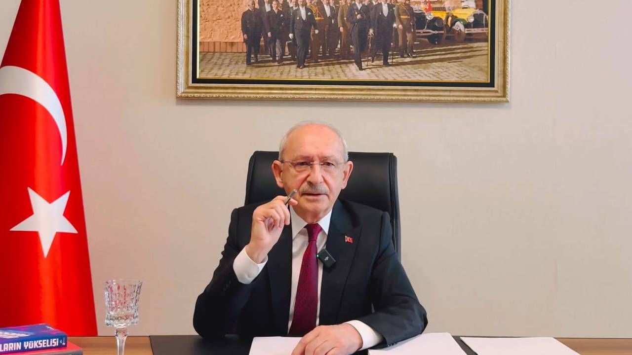 Grup toplantısıyla yetinmeyecek! Özel'den Kılıçdaroğlu'na yeni hamle: Tarih de saat de belli oldu 9