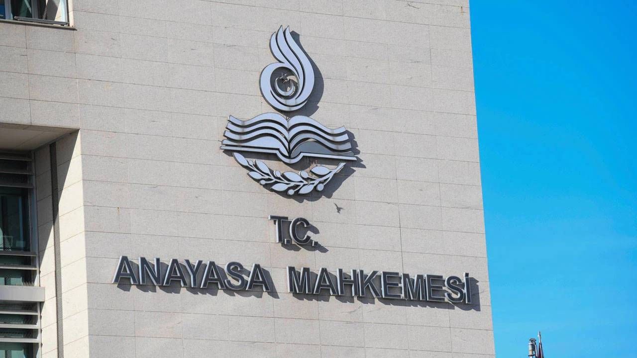 Süresiz nafakaya iptal! Uzman isim o detaya dikkat çekerek uyardı: Ödenen nafakalar geri alınacak mı? 1