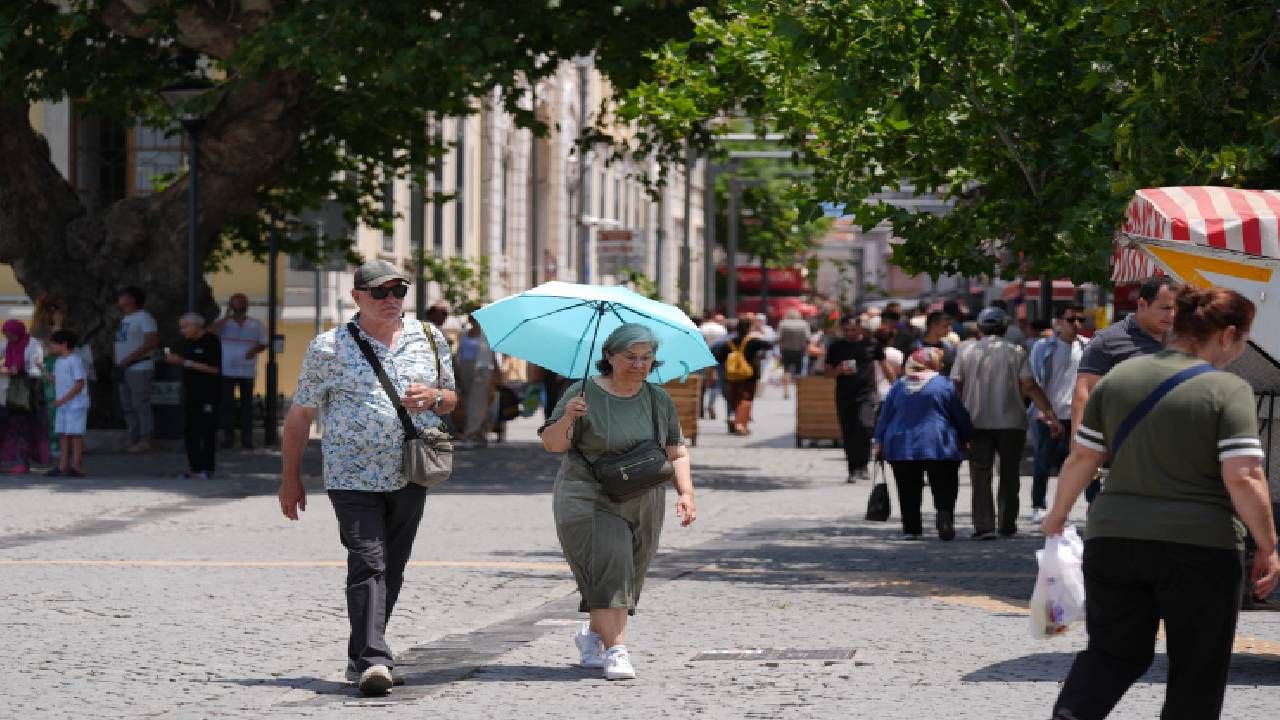 Meteoroloji tarih verip uyardı: Kavurucu sıcaklıklar geliyor! O illerde termometreler 38 dereceyi görecek 2