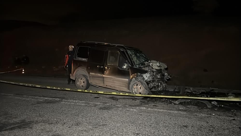 Katliam gibi kaza: Çok sayıda ölü ve yaralı var 4