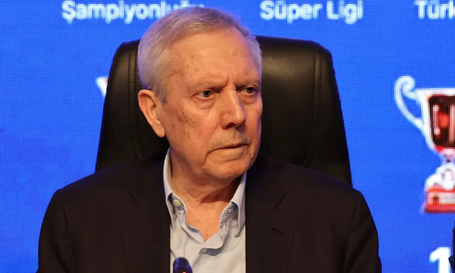 Fenerbahçe'de takımdan ayrılmak isteyen biri var 4