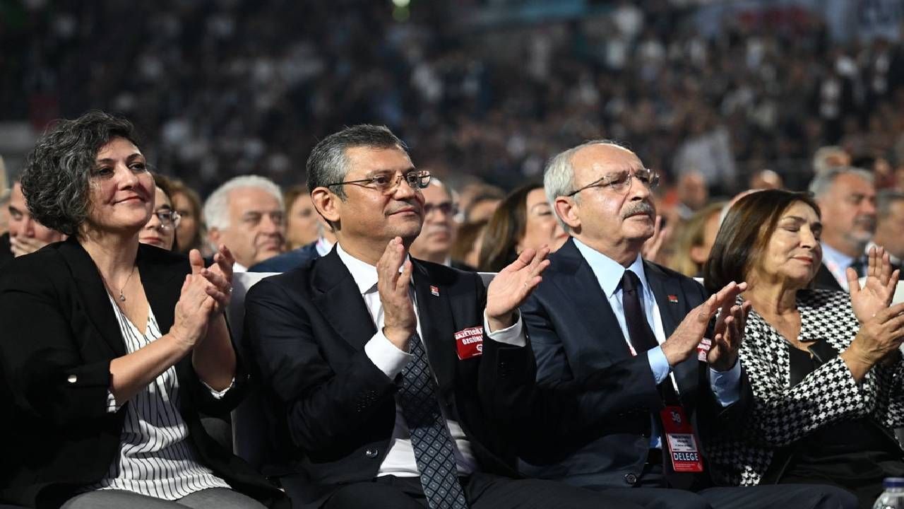 CHP'de kavga büyüyor! Kılıçdaroğlu küplere binecek: Özel de açıklama yaptı, aynı saati verdi 1