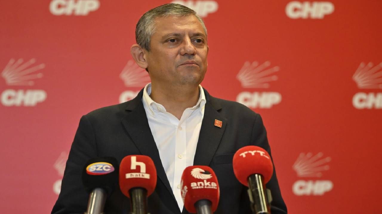 CHP'de kavga büyüyor! Kılıçdaroğlu küplere binecek: Özel de açıklama yaptı, aynı saati verdi 3