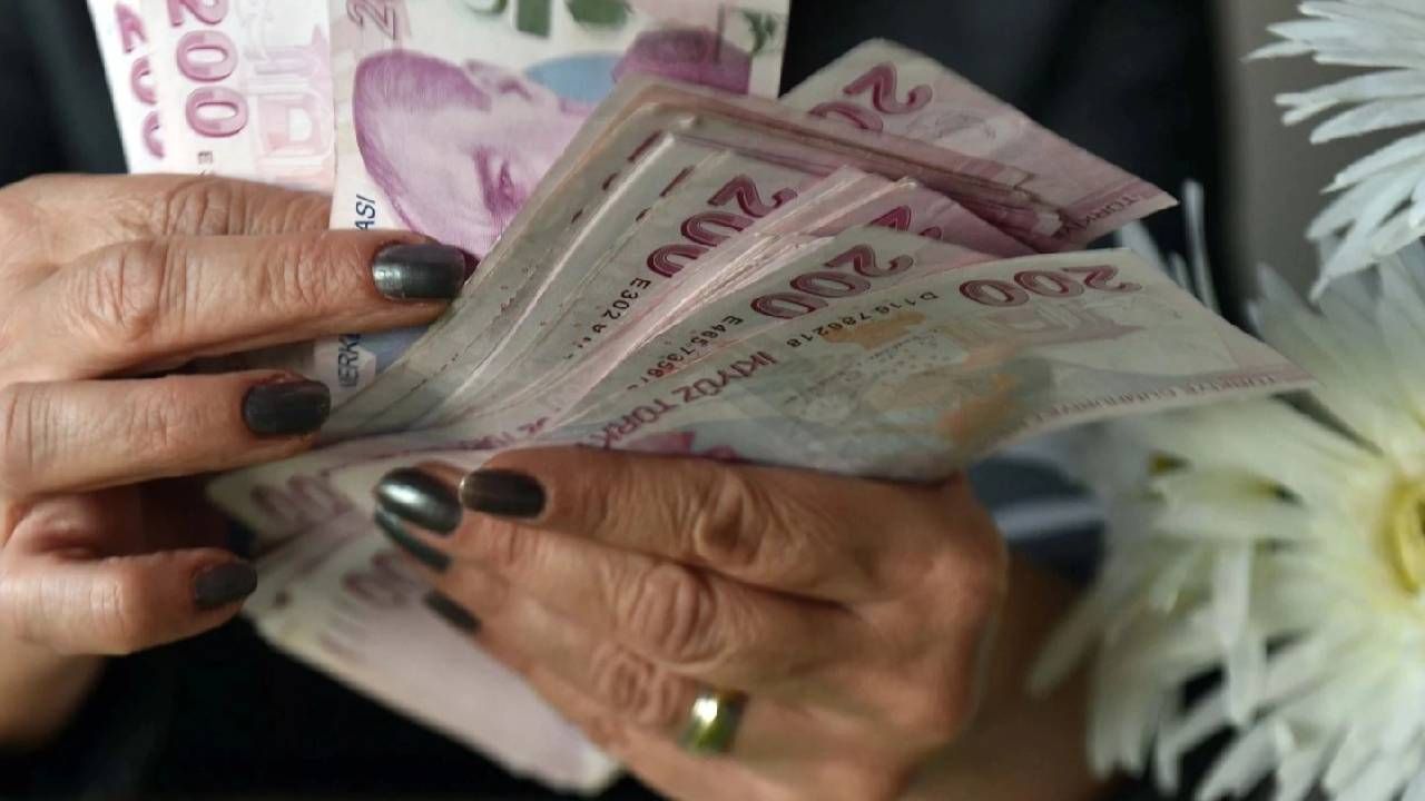2000-2008 arası girişlilere erken emeklilik şansı! Kademeli emeklilik tablosu belli oldu mu? Meclis gündeminde mi? 12