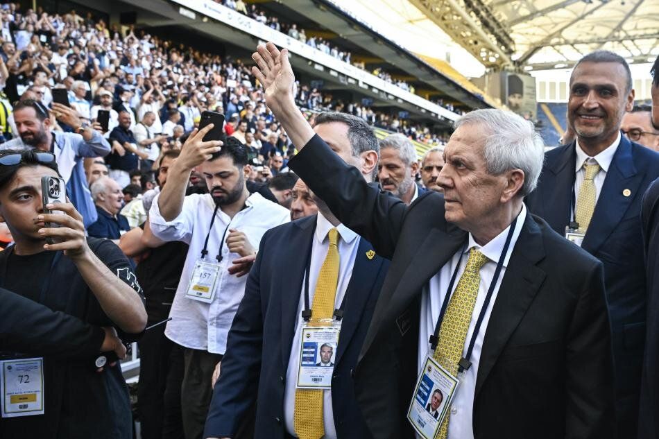 Fenerbahçe'nin yeni transferini Arda Güler getirecek! Real Madrid'den yıldız geliyor: 25 milyon euro bonservis 9