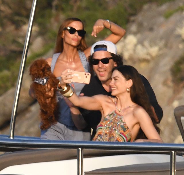 Demet Özdemir'in tekne tatili! Gecelik fiyatı dudak uçuklattı... 4