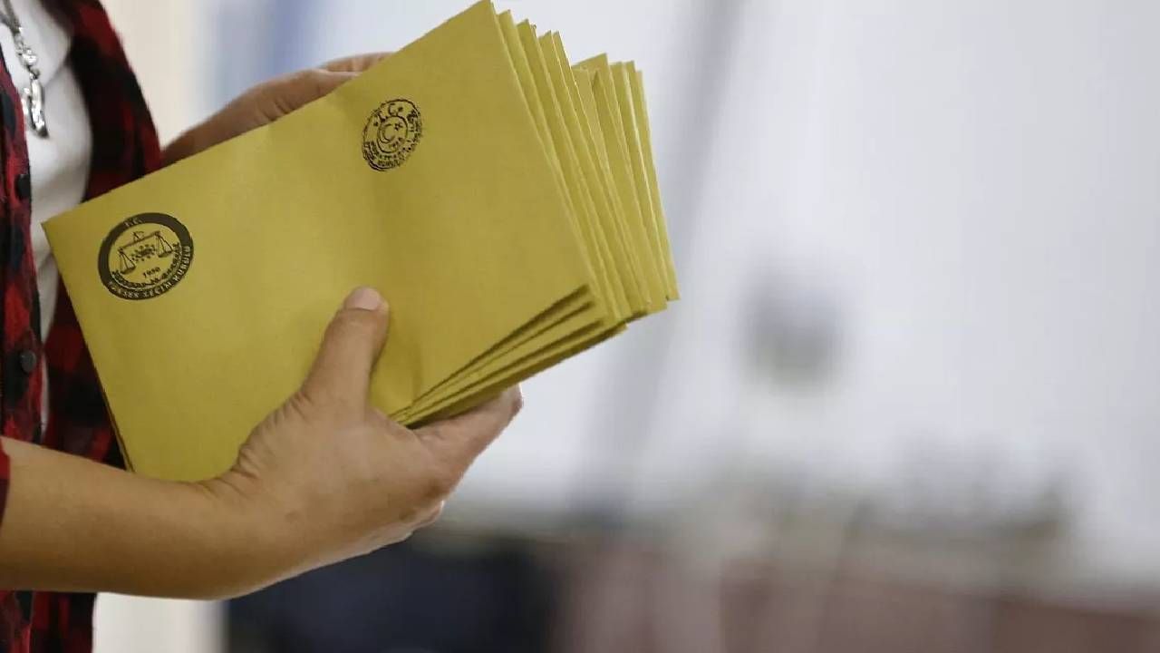 CHP'de liderlik krizi sandığı nasıl etkiledi? Son ankette sıralama değişti! Ankara'da tüm hesapları değiştiren sonuçlar 6