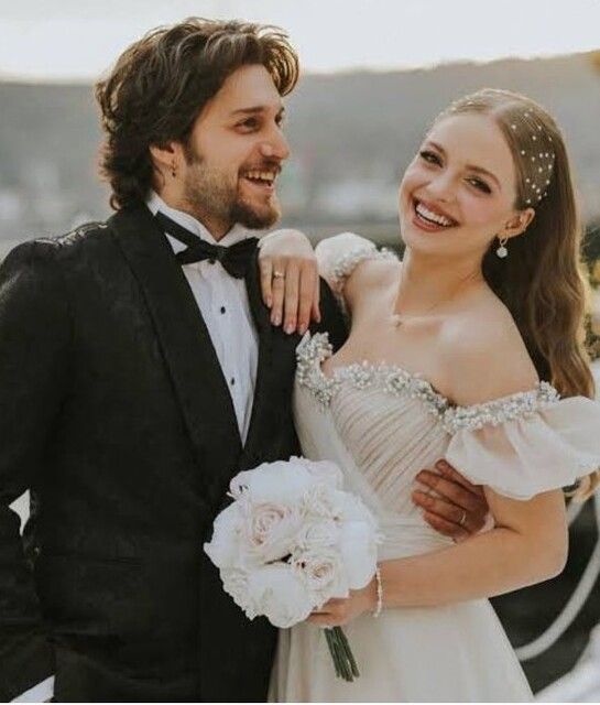 Ufuk Beydemir ile boşanan İpek Filiz Yazıcı yeni aşka yelken açtı! Bakın yeni sevgilisi kimmiş 2