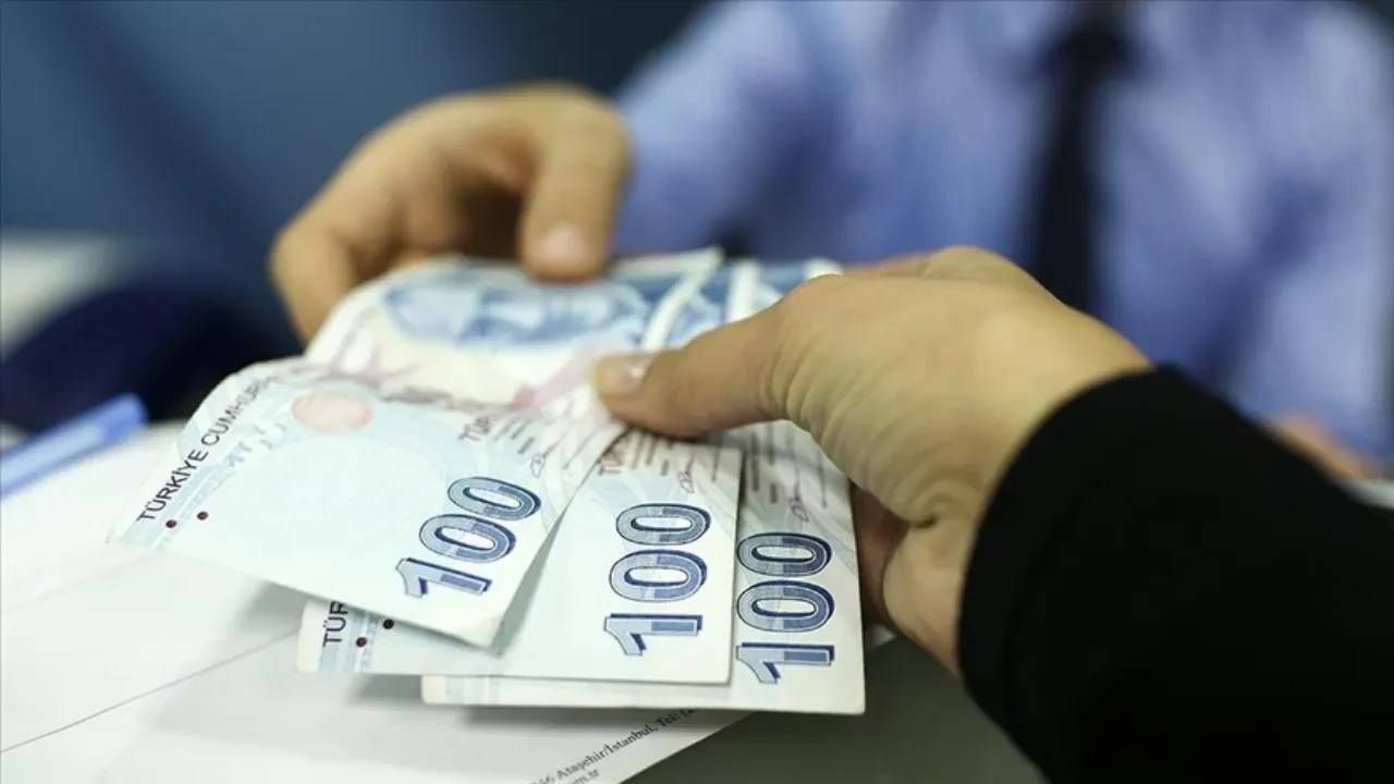 Milyonların beklediği haber geldi: En düşük emekli maaşına zam! İsa Karakaş net rakamı açıkladı 5