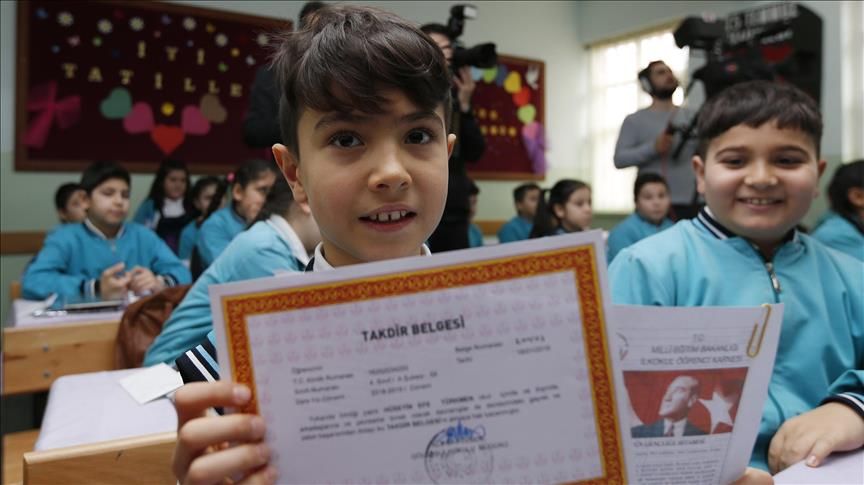 2026 OKULLAR NE ZAMAN KAPANACAK? Okullar ne zaman tatil oluyor? Karneler saat kaçta dağıtılacak? 2